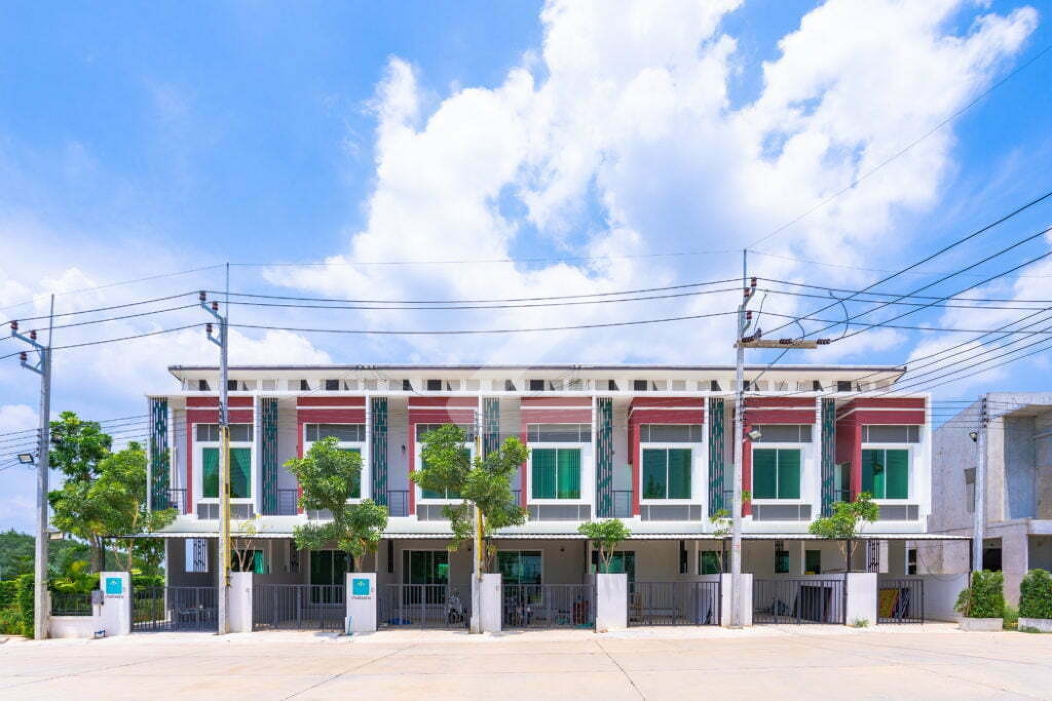 เดอะ พีค เนเชอรัล ปลวกแดง-มาบยางพร The Peak Natural Pluakdaeng-Mapyangporn