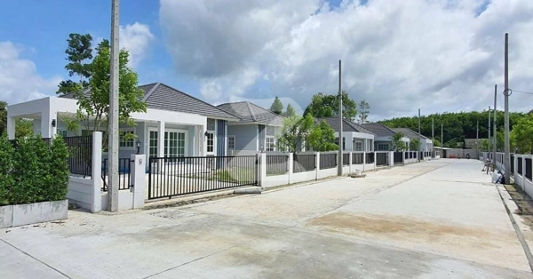 พี วิลเลจ บ้านค่าย P Village Ban Khai
