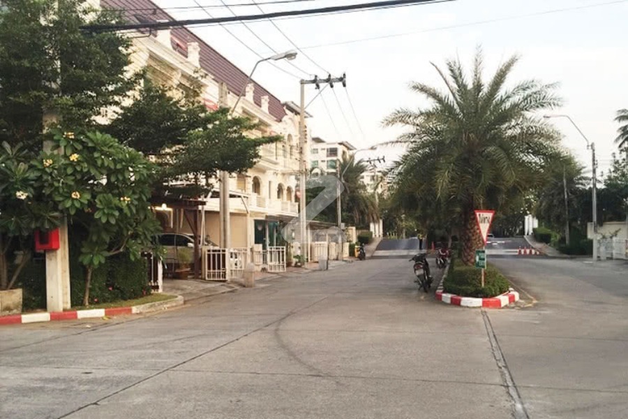 เดอะ เมทโทร สาทร-กัลปพฤกษ์ The Metro Sathorn-Kalpaphruek