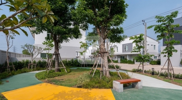 โคซี วิลลา บ้านกล้วย-ไทรน้อย Cozy Villas Bankluai-Sainoi