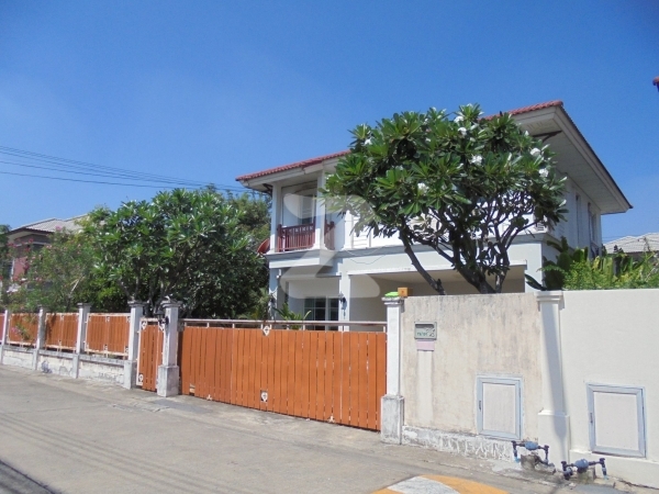 บ้านฟ้าปิยรมย์ เลคแอนด์พาร์ค 2 วงแหวน-ลำลูกกา คลอง 6 Baanfah Piyarom Lake & Park 2 Wongwaen-Lumlukka Klong 6