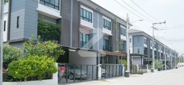 เดอะ คอนเนค อัพ 3 ลาดพร้าว 126 The Connect Up 3 Latphrao 126