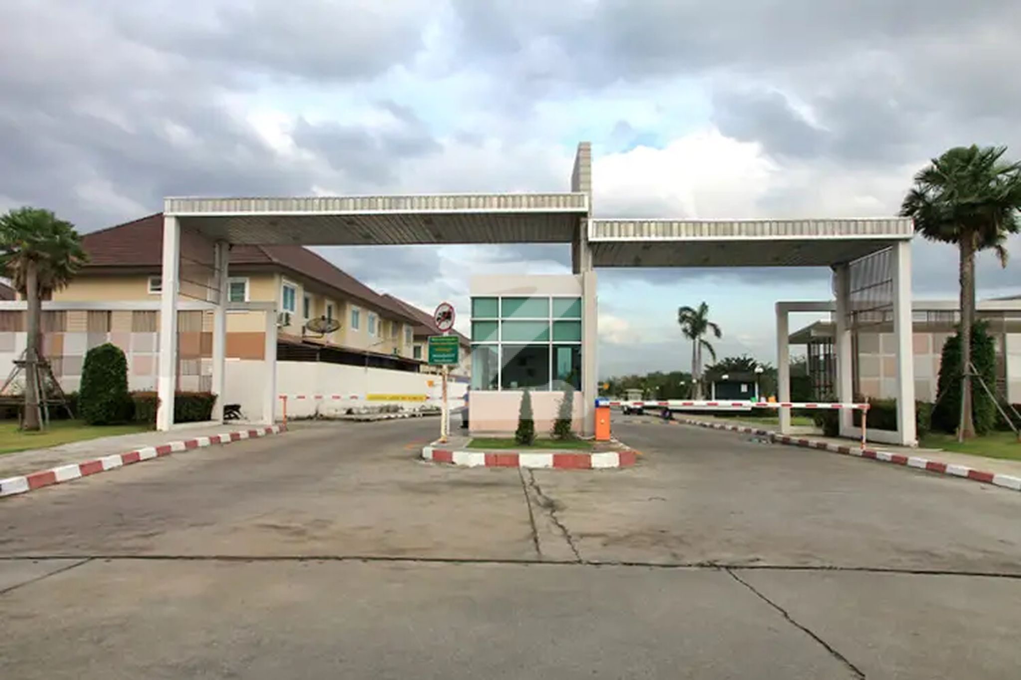 เซนสิริ ทาวน์ แหลมฉบัง Censiri Town Laemchabang
