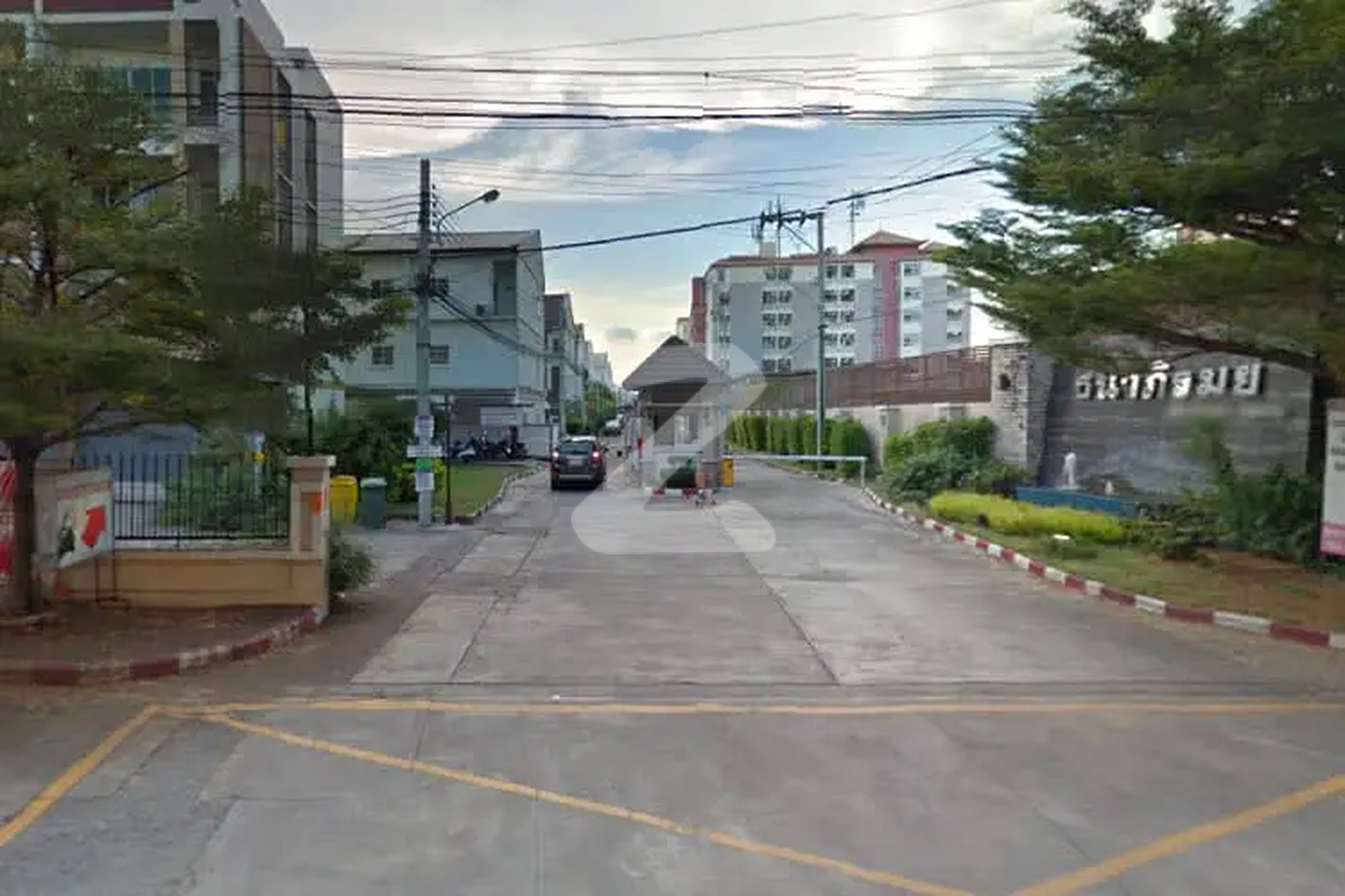 ธนาภิรมย์ ศรีนครินทร์-วงแหวน Thanapirom Srinakarin-Wongwaen