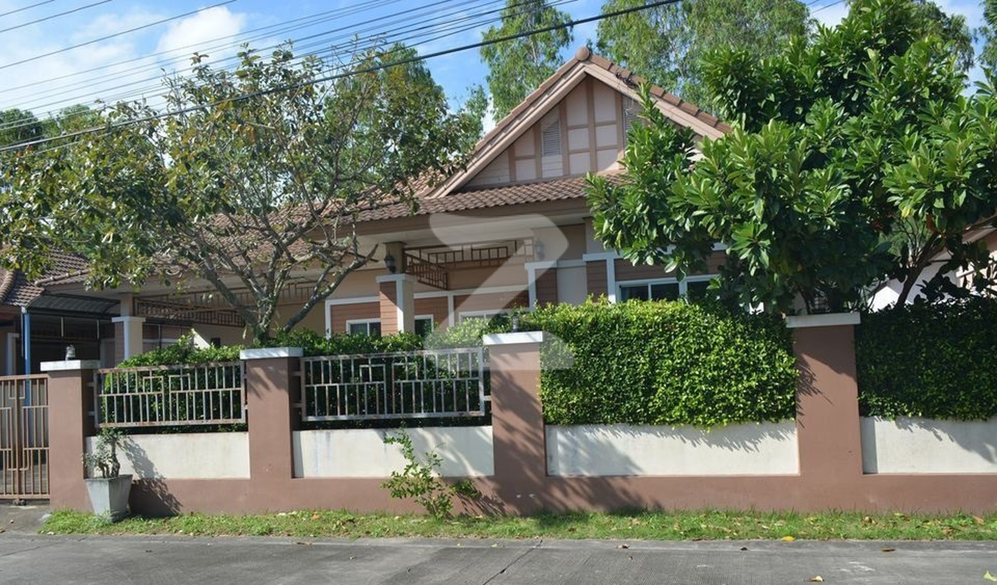บ้านสิริศา 18 สุขุมวิท-บ้านฉาง Baan Sirisa 18 Sukhumvit-Ban Chang