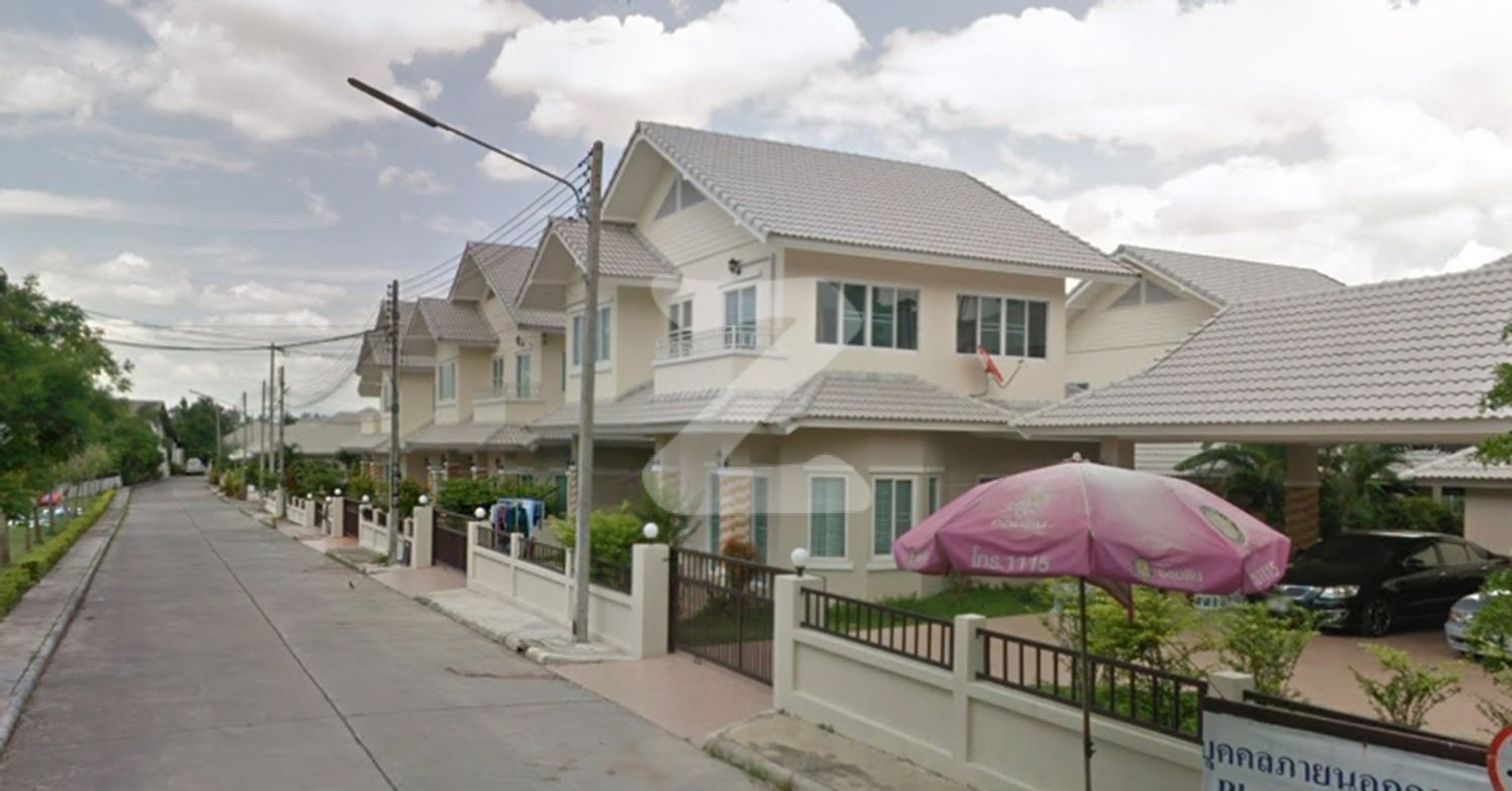 ดอนแก้ววิลเลจ 8 Donkaew Village 8