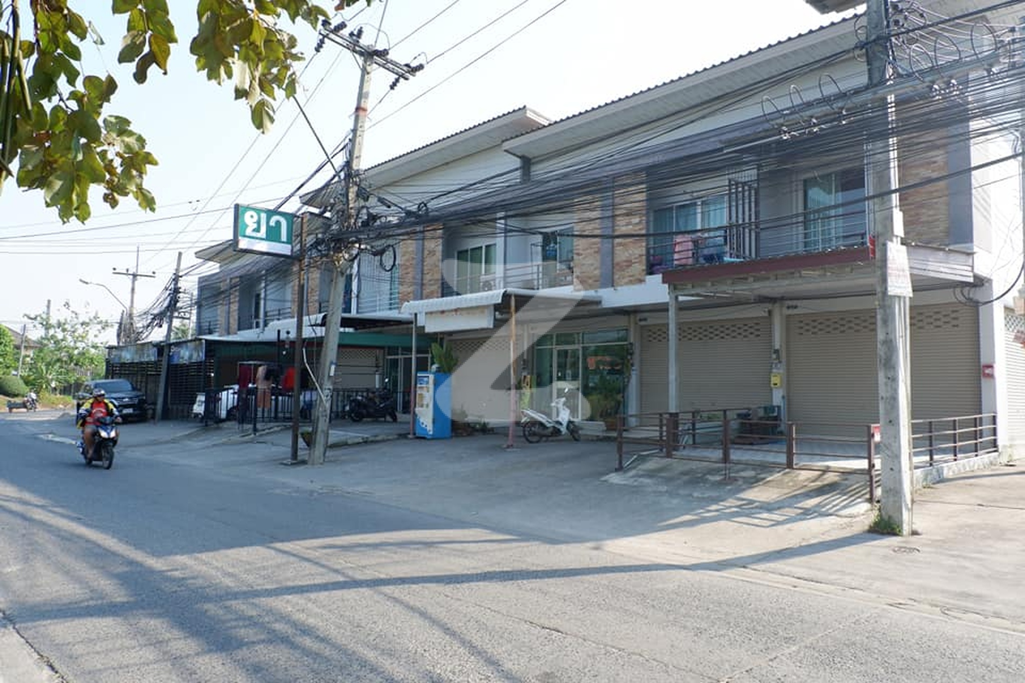 โมเดิร์นเน่ สุขุมวิท-พัทยา 33 Moderne Sukhumvit-Pattaya 33