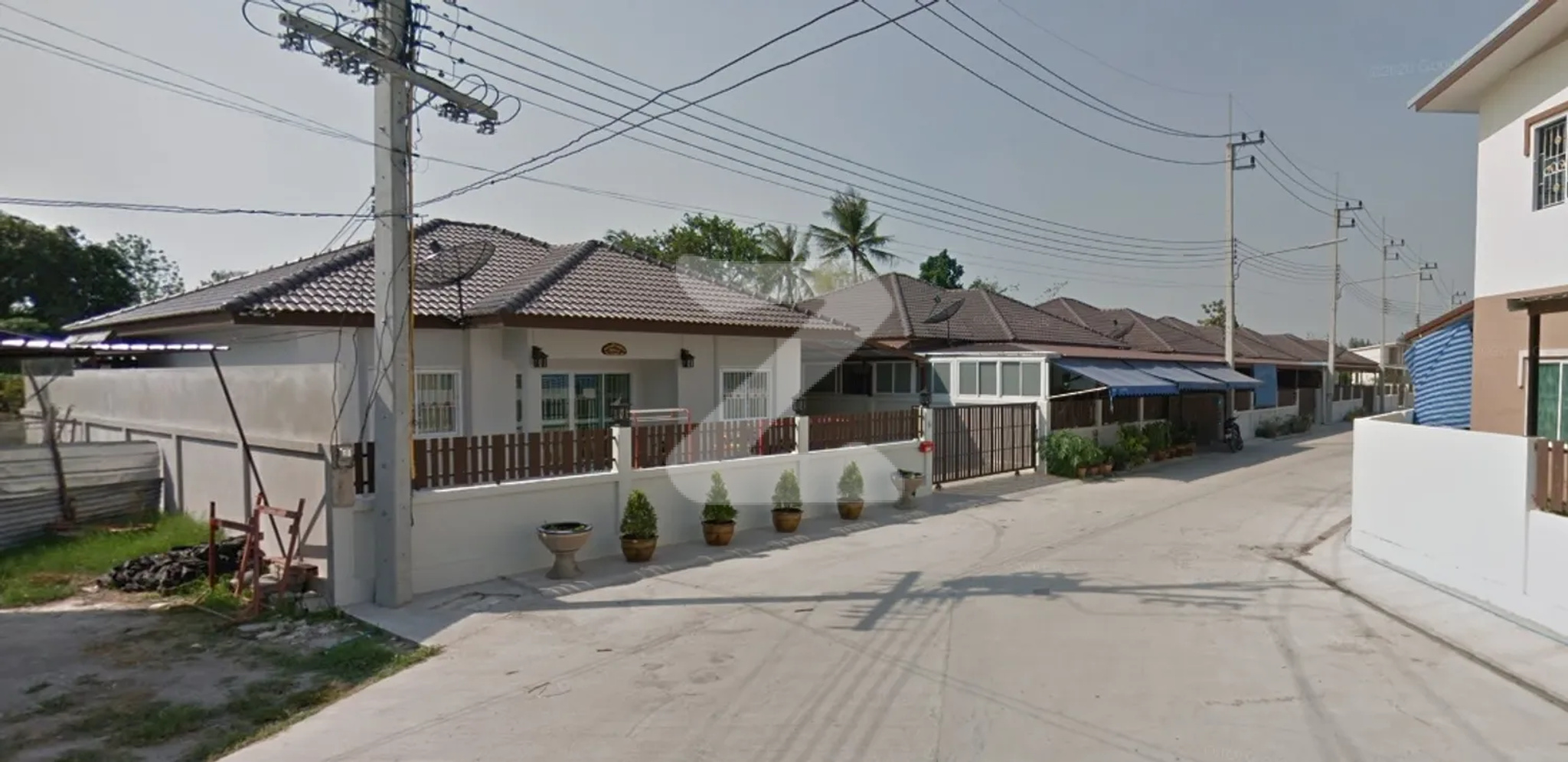 บ้านกีรติ กลางเนิน Baan Kerati Klang Noen