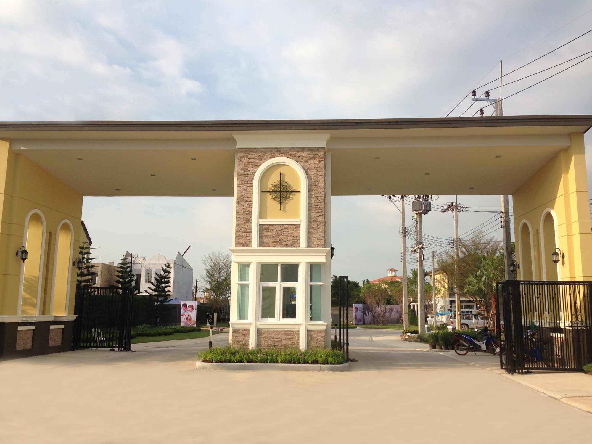 โกลเด้น นีโอ ๒ พระราม 2 Golden Neo 2 Rama 2