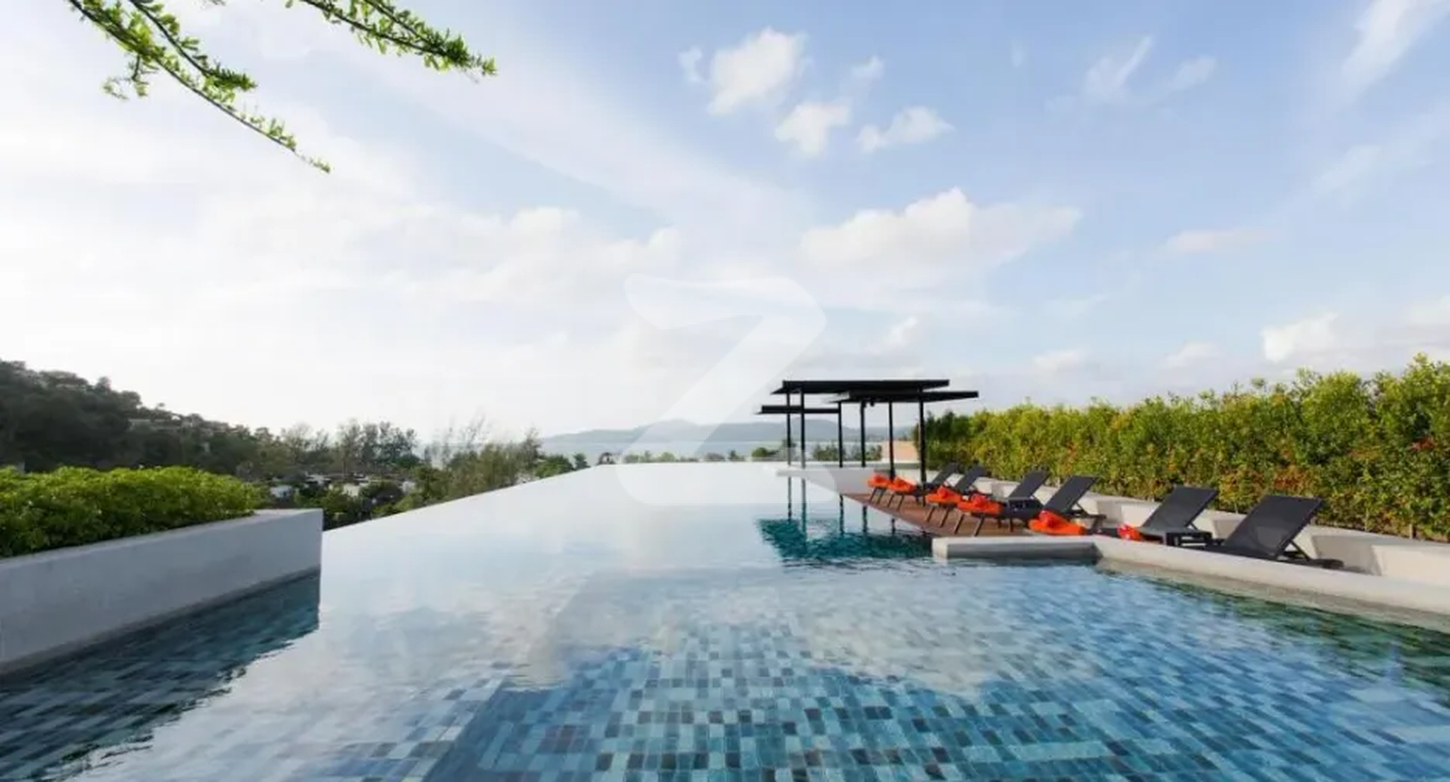 ซิกท์ อเวนิว สุรินทร์ คอนโดมิเนียม 6th Avenue Surin Condominium
