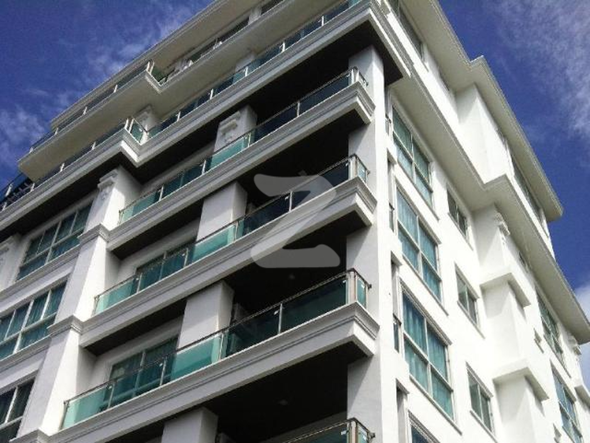 ไฮสไตล์ คอนโดมิเนียม High Style Condominium