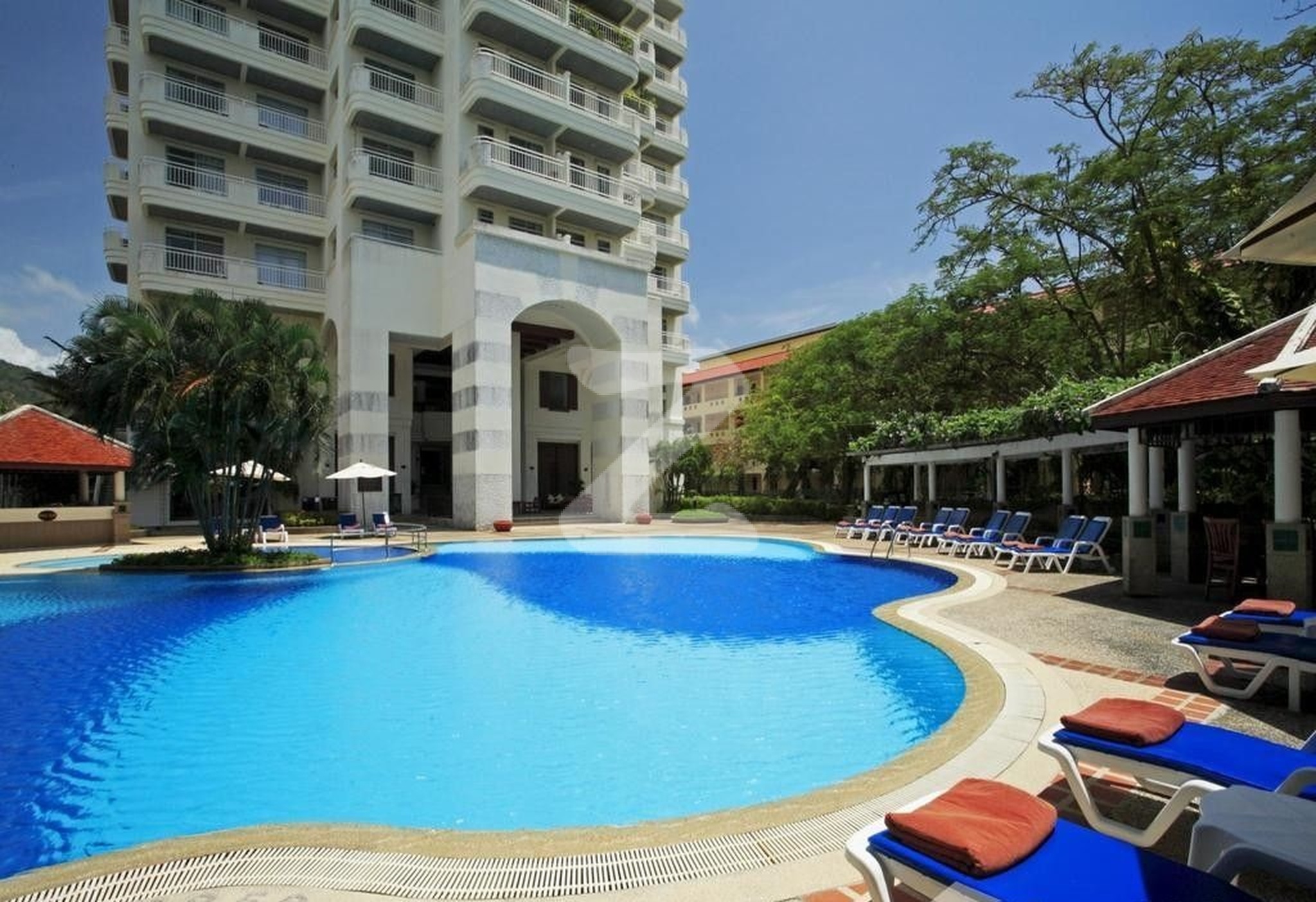 เดอะ วอเตอร์ฟร้อนท์ กะรน ภูเก็ต The Waterfront Karon Phuket