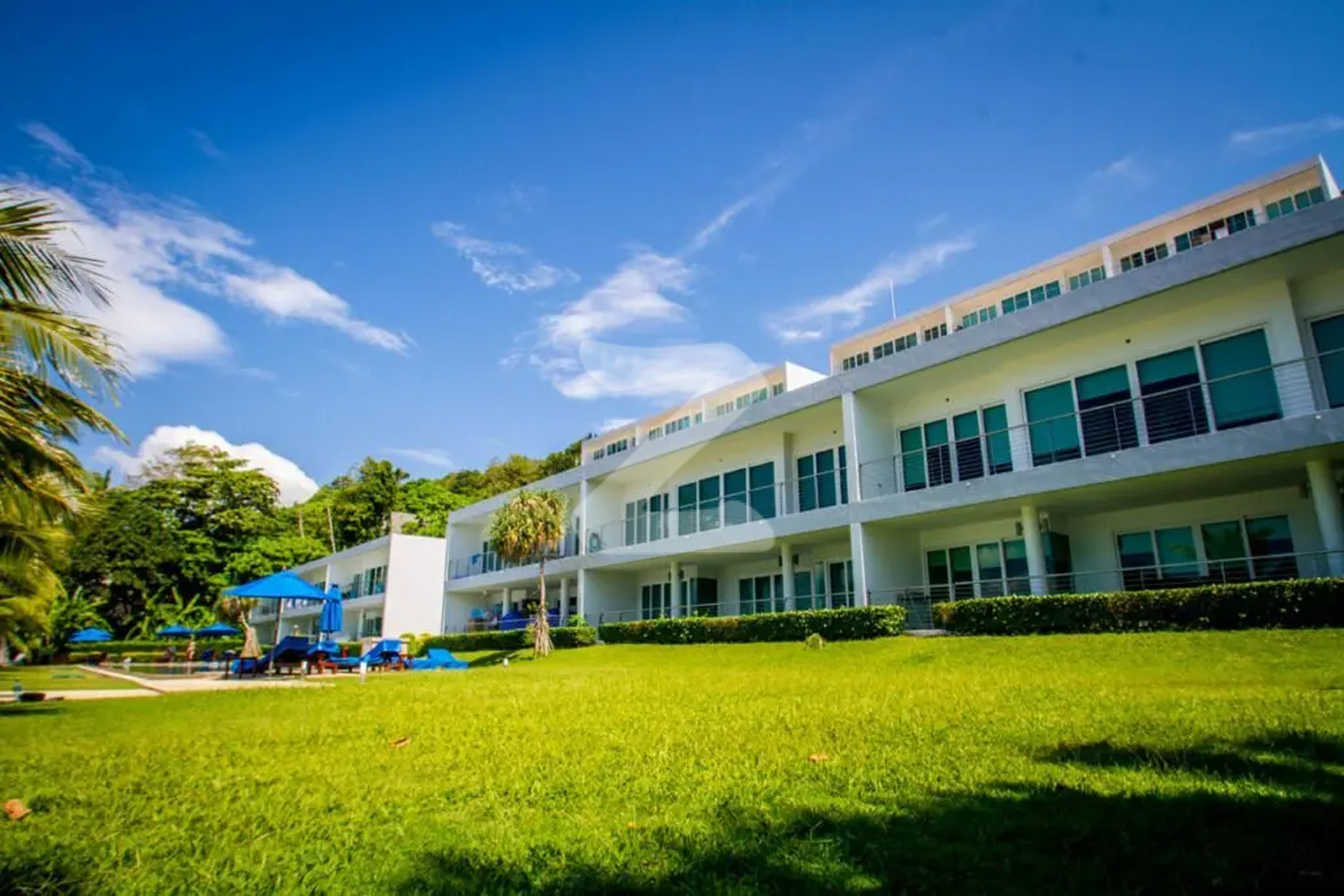 วอเตอร์ไซด์ คอนโดมิเนียม Waterside Condominium