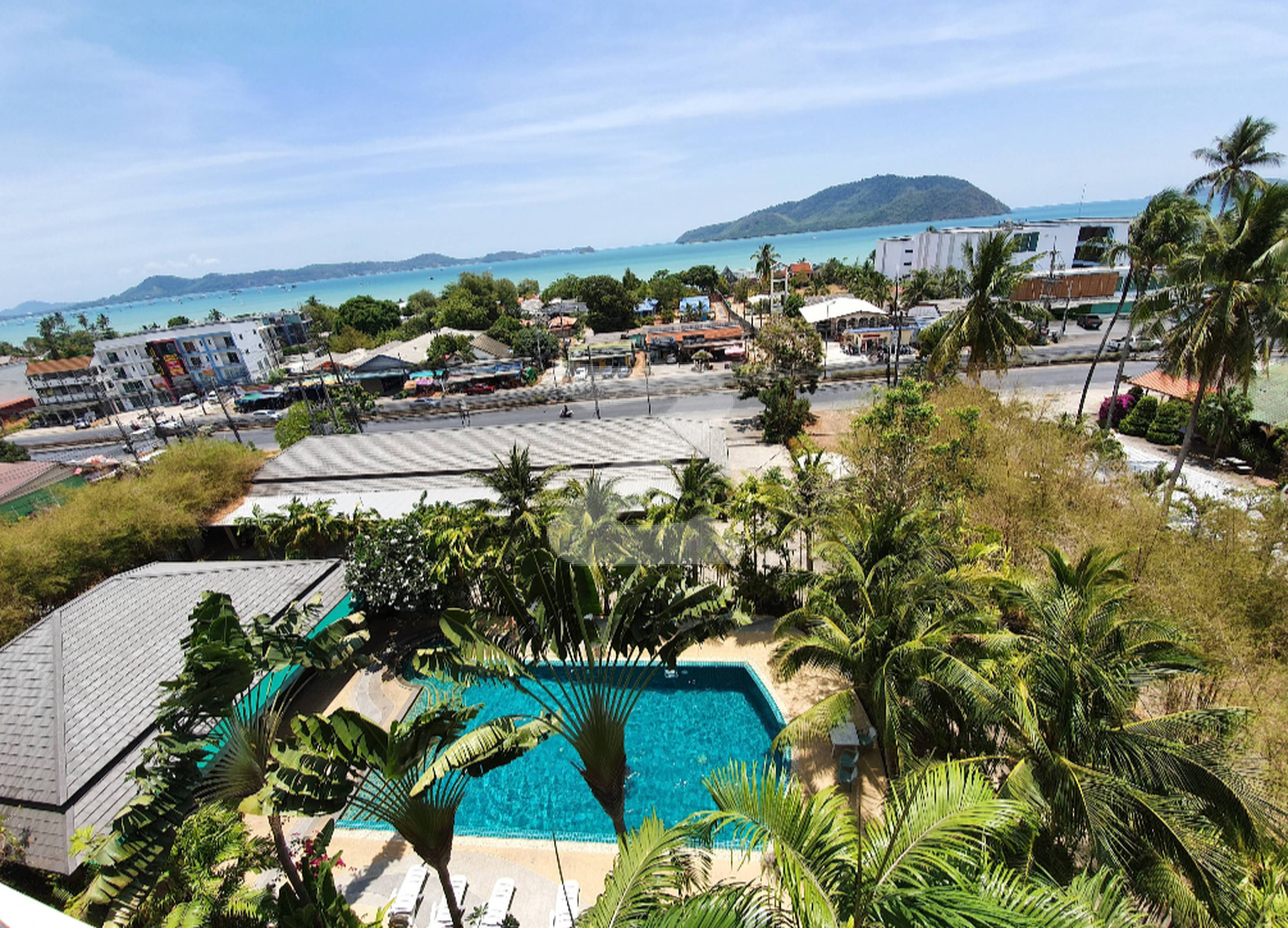 ราไวย์ ซีวิว คอนโดมิเนียม Rawai Seaview Condominium