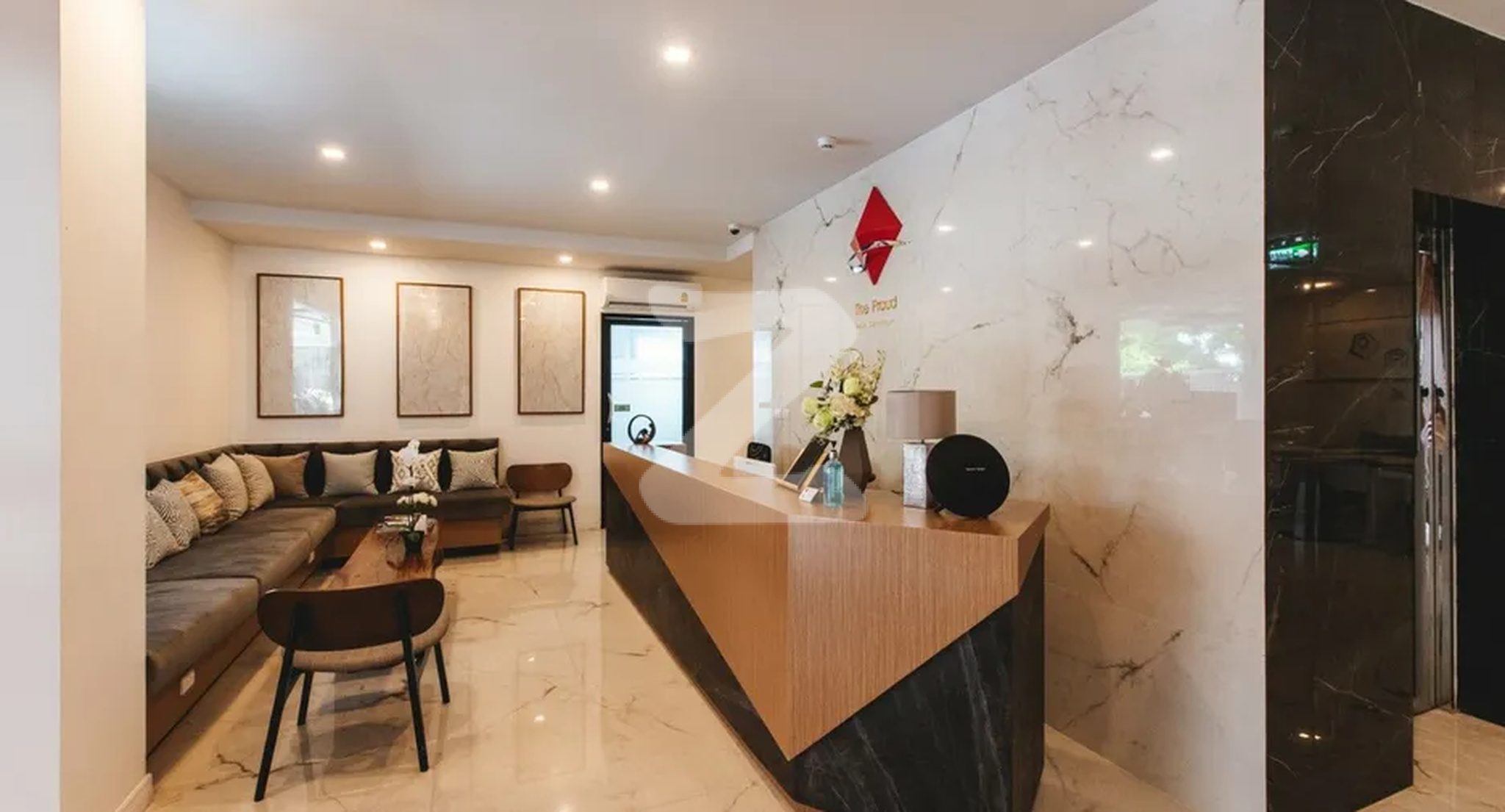 เดอะ พราวด์ ราไวย์ คอนโดมิเนียม The Proud Rawai Condominium