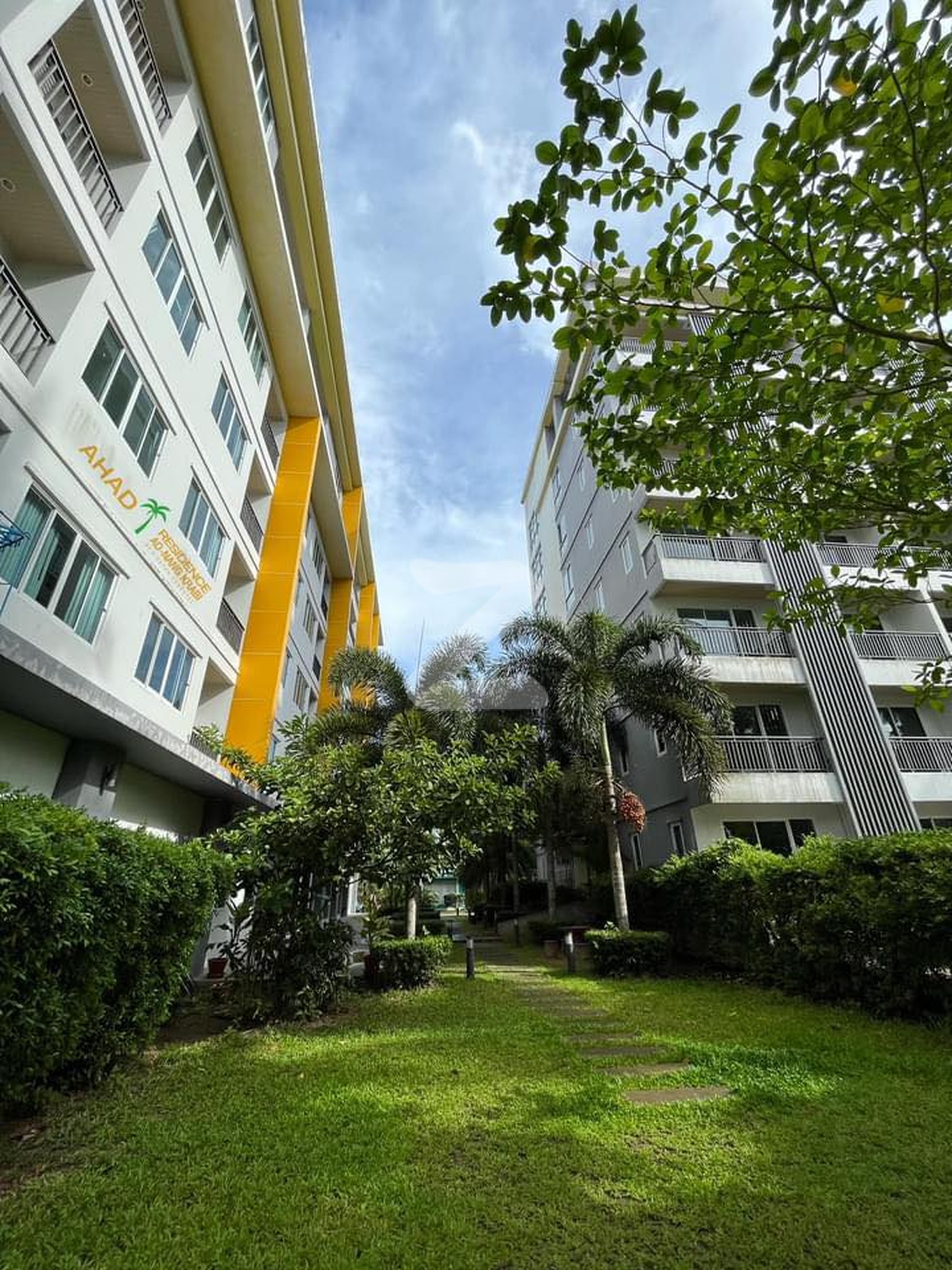 ฮิดายะห์คอนโดเทล Hidayah Condotel