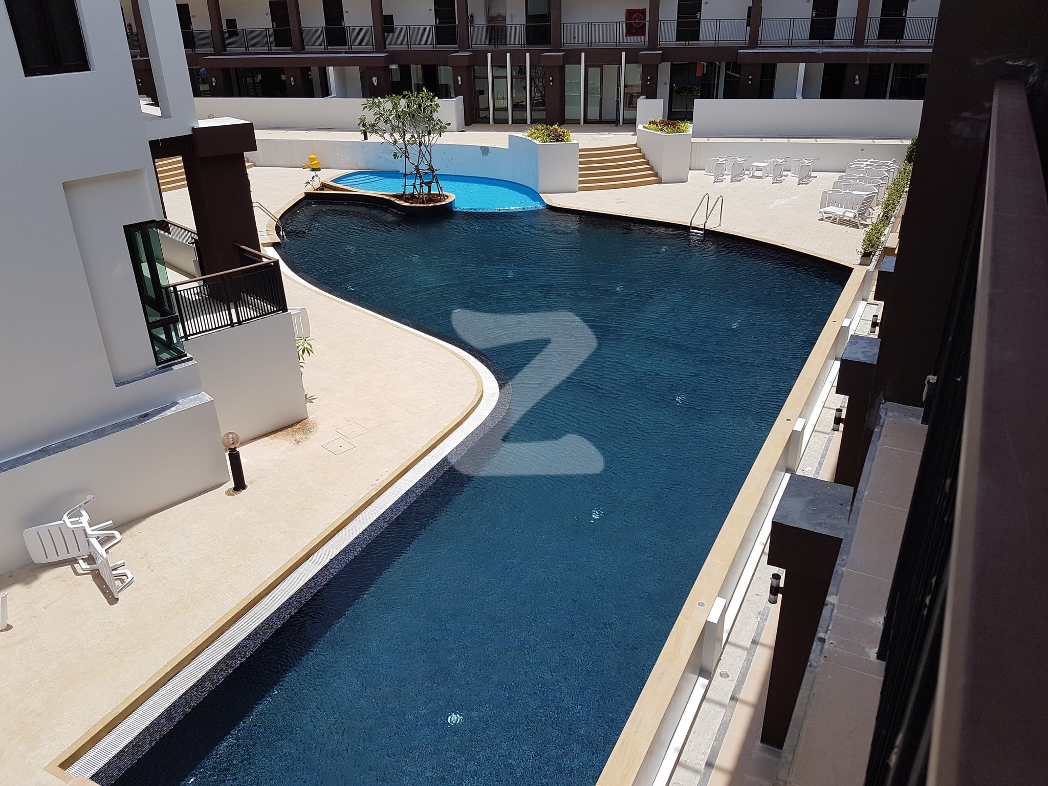 เดอะ ลายไทย ลักซูรี่ คอนโดมิเนียม The Lai Thai Luxury Condominiums