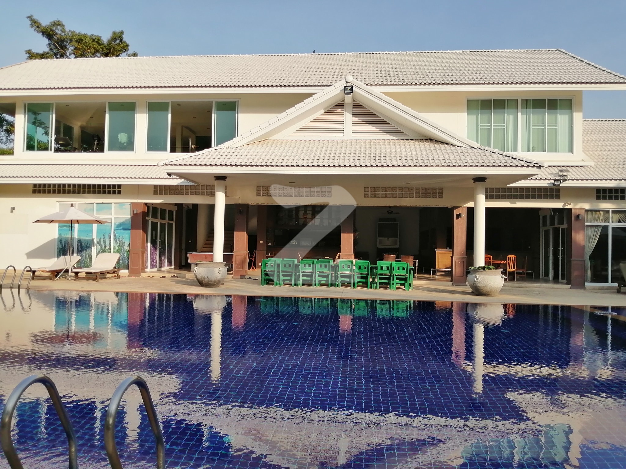 หัวหิน คอนโดเทล แอนด์ รีสอร์ท ทวีพร Huahin Condotel & Resort Taweeporn