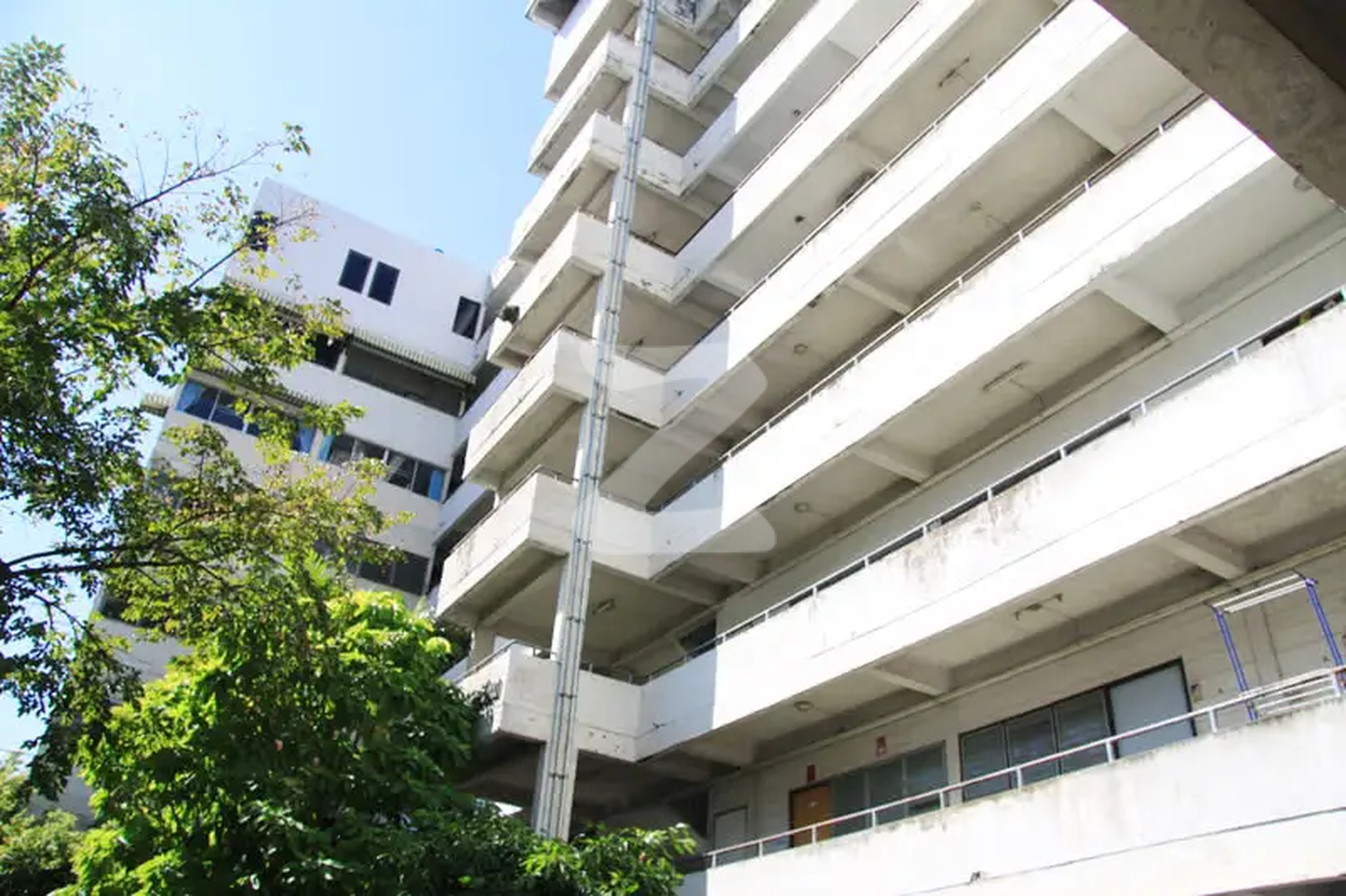 ดวงตะวันคอนโดมิเนียม Duangtawan Condominium