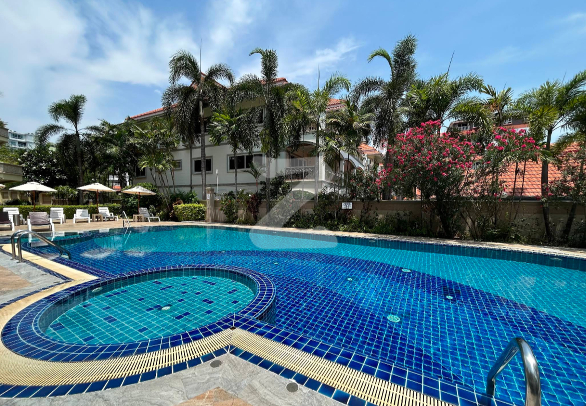 นอร์ดิค ปาร์คฮิล คอนโดมิเนียม Nordic Park Hill Condominium