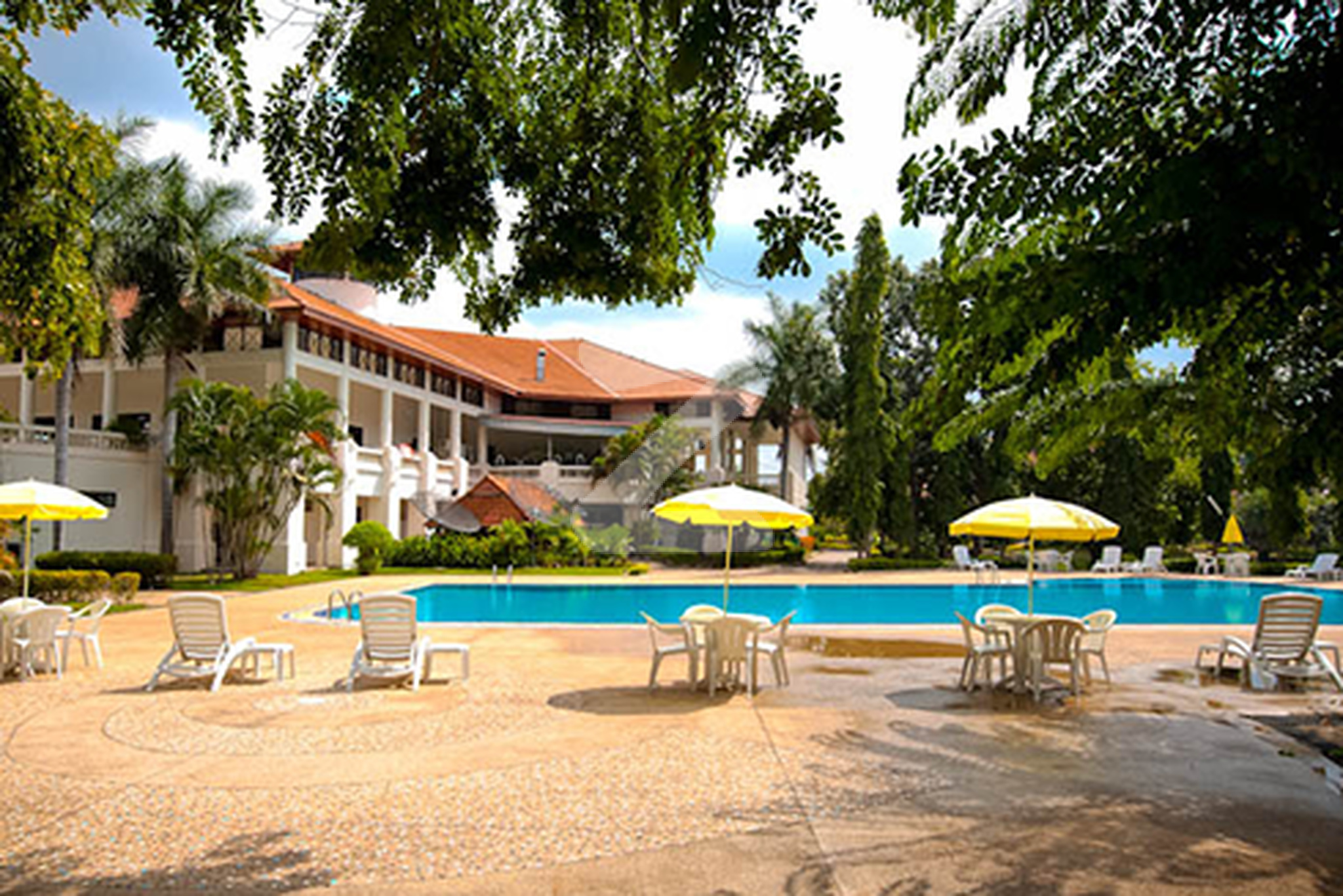 พาโนรามา กอล์ฟ แอนด์ คันทรีคลับ คอนโดมิเนียม Panorama Golf and Country Club Condominium