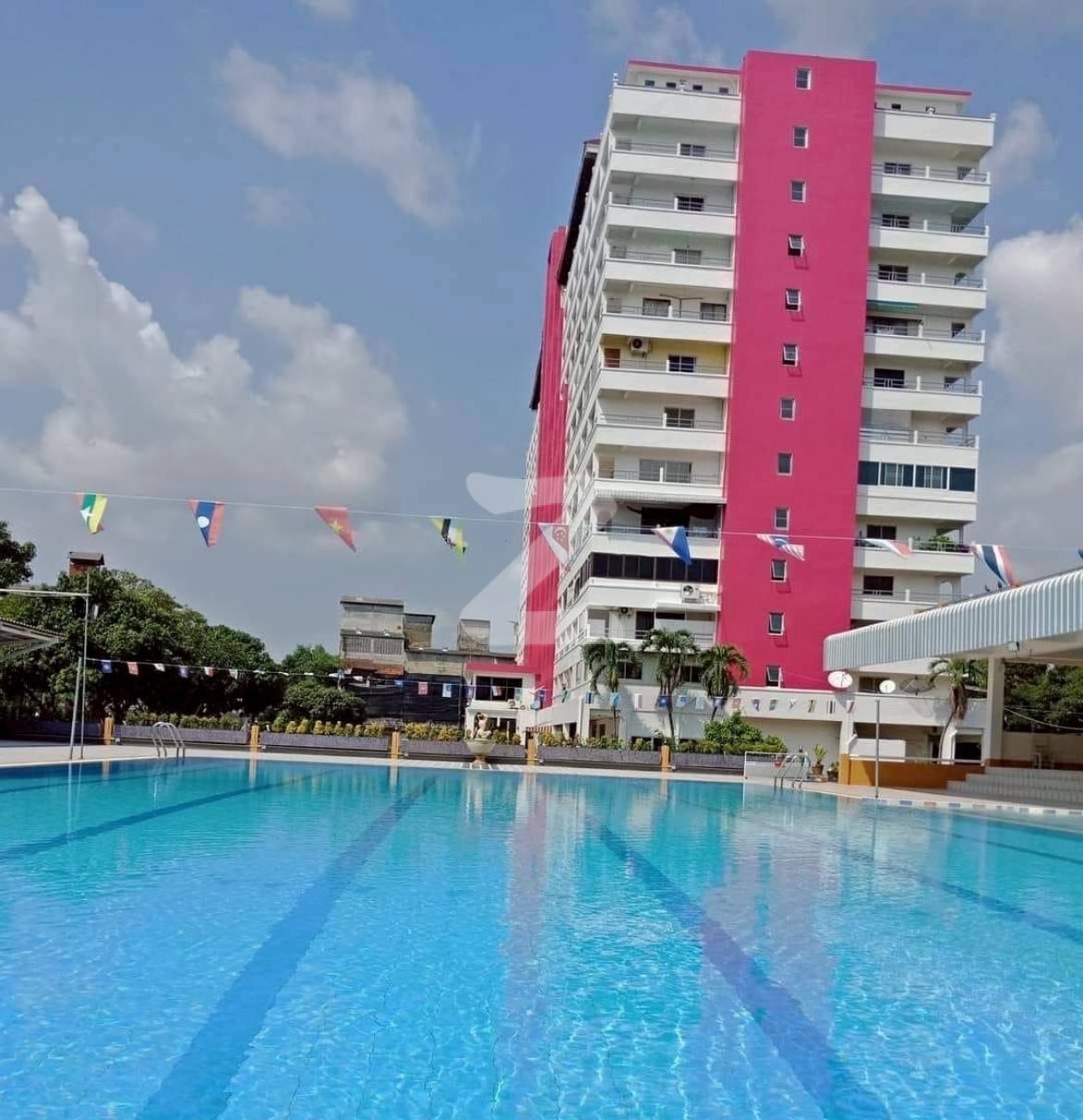 ทับทิมจันท์ทาวเวอร์ Thapthim Chan Tower