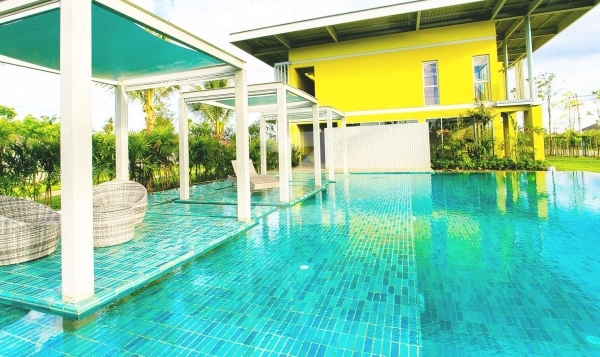 วิลลา มีสุข เรสซิเดนท์เซส Villa Meesuk Residences