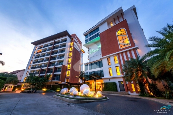 เดอะ บีช ไฮท์ รีสอร์ท ภูเก็ต The Beach Heights Resort Phuket