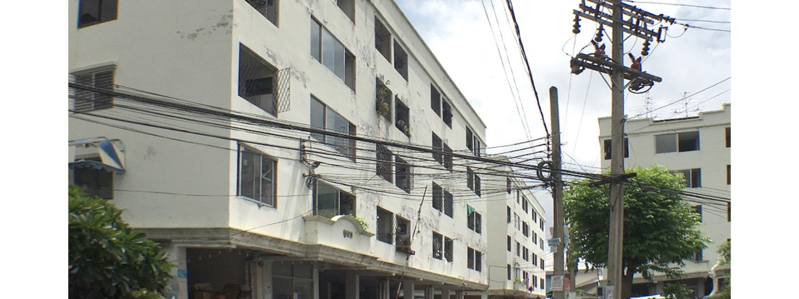 การ์เด้นสแควร์ คอนโดมิเนียม Garden Square Condominium