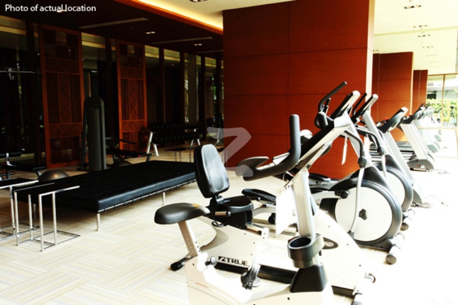 ดิ เอ็มโพริโอ เพลส The Emporio Place