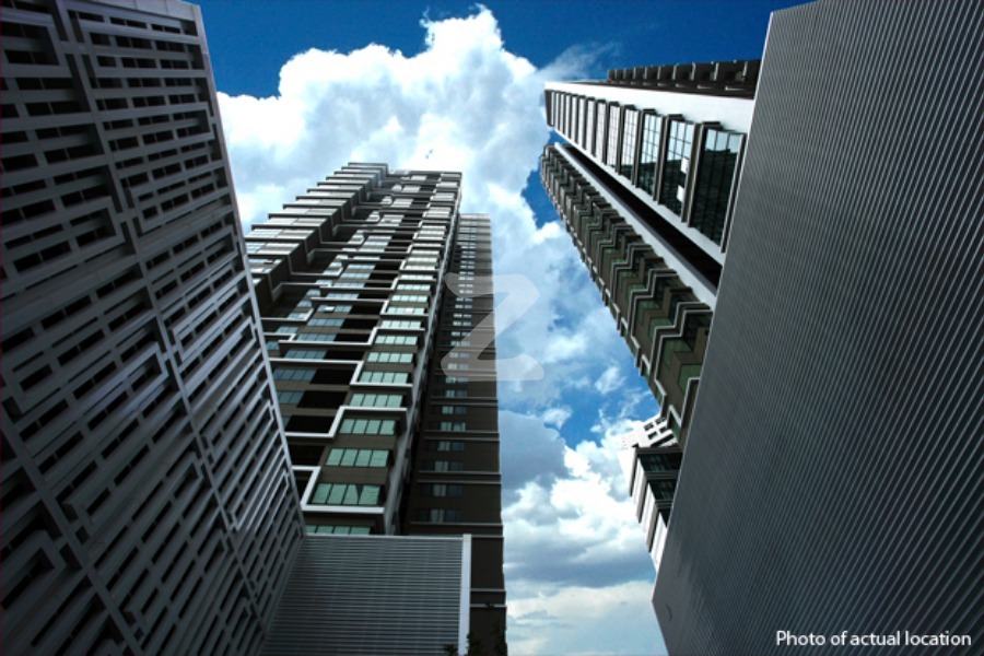 ดิ เอ็มโพริโอ เพลส The Emporio Place