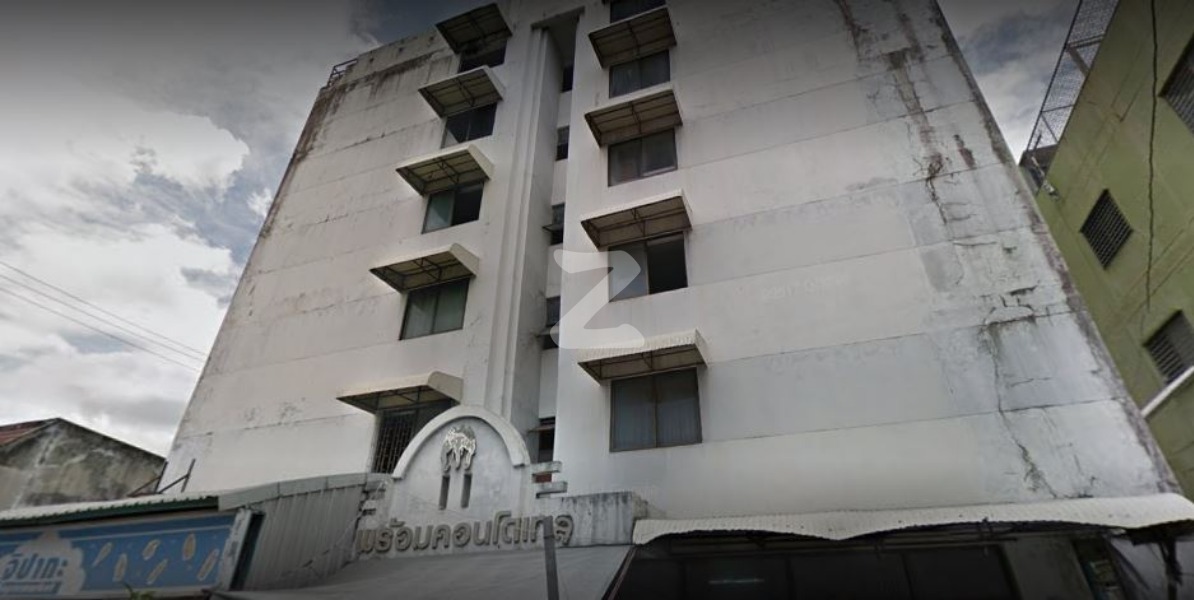ดีพร้อม คอนโดเทล Deephrom Condotel