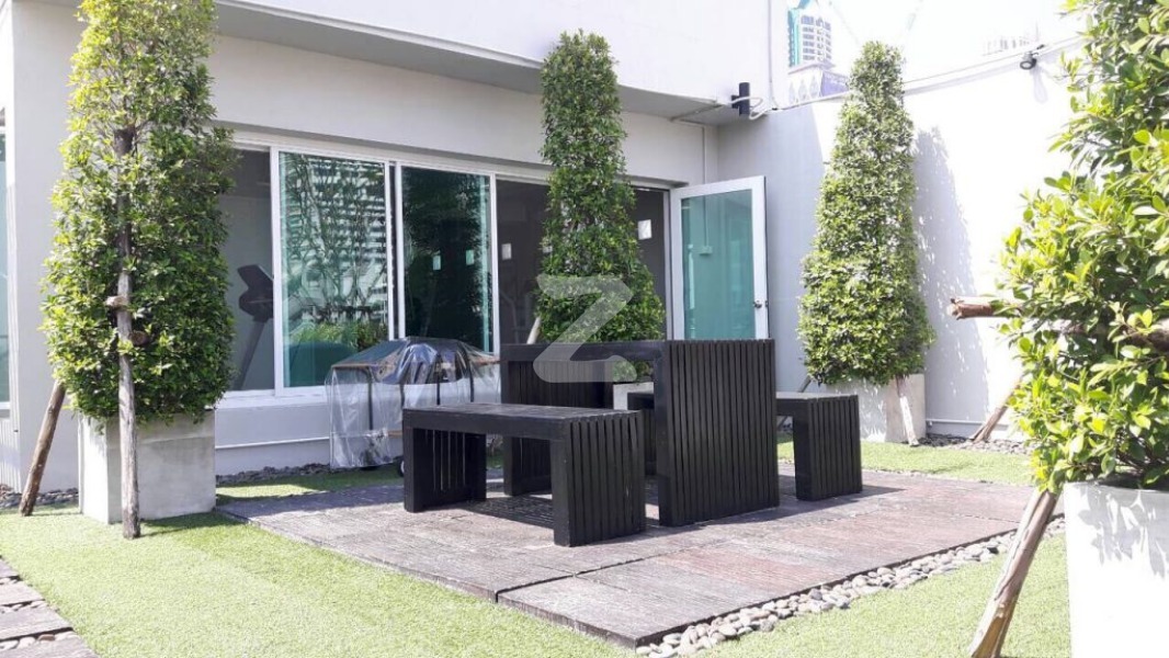 ฟลอเลส สาทร เรสซิเด้นซ์ Flawless Sathorn Residence
