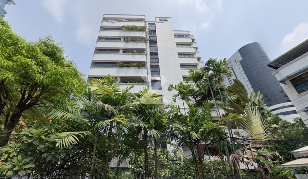 ร่วมฤดี การ์เด้นเฮ้าส์ คอนโดมิเนียม Ruamrudee Garden House Condominium