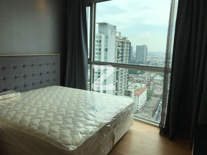 สกาย วอล์ค คอนโดมิเนียม Skywalk Condominium