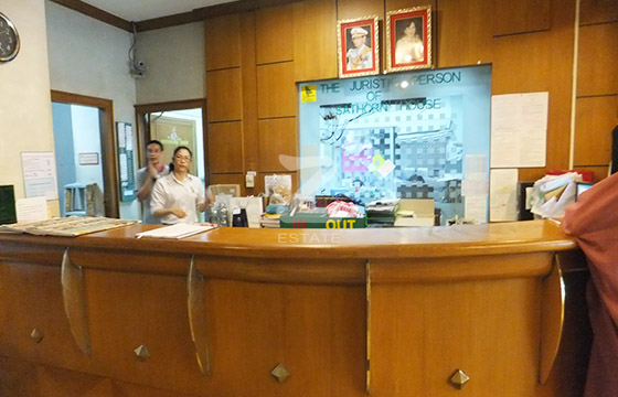 สาธร เฮ้าส์ Sathorn House