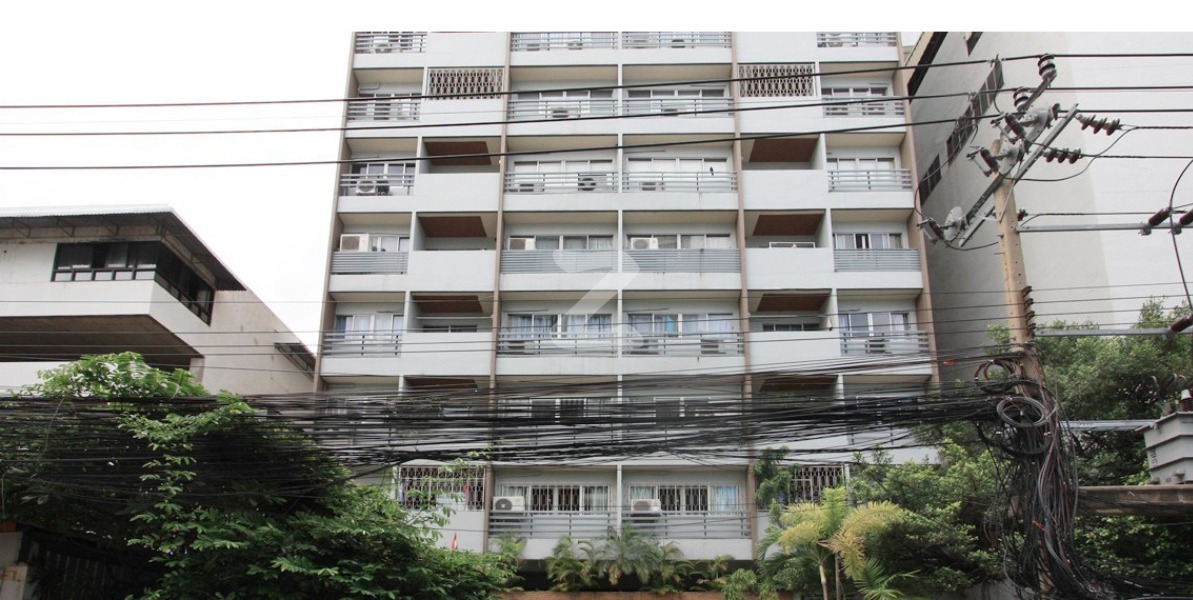สีลม คอนโดมิเนียม Silom Condominium