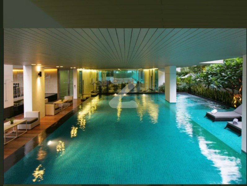 อิสสระ แอท ฟอร์ตี้ทู Issara@42