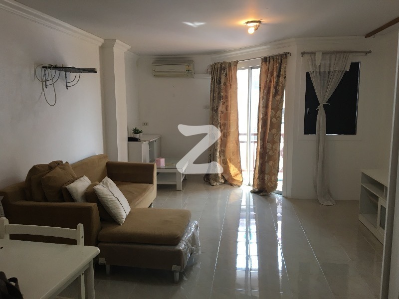 คอลเลจวิวคอนโด 1 College View Condo 1