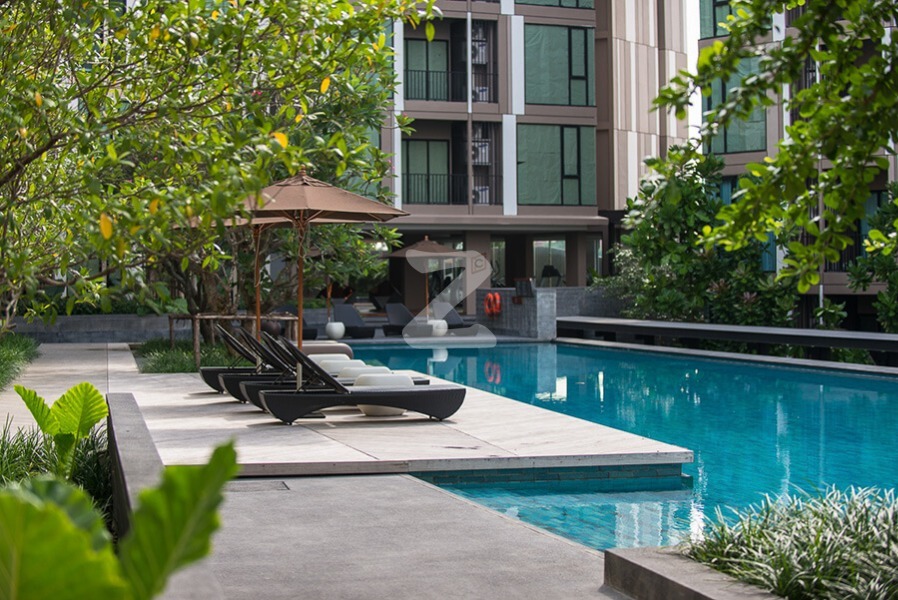 เดอะ เบส อัพทาวน์-ภูเก็ต The Base Uptown-Phuket