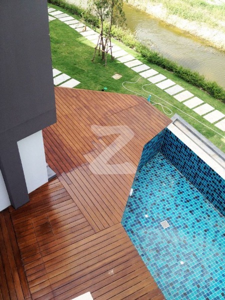 ฟรีซ คอนโดมิเนียม เอแบค บางนา Freezz Condominium ABAC Bangna
