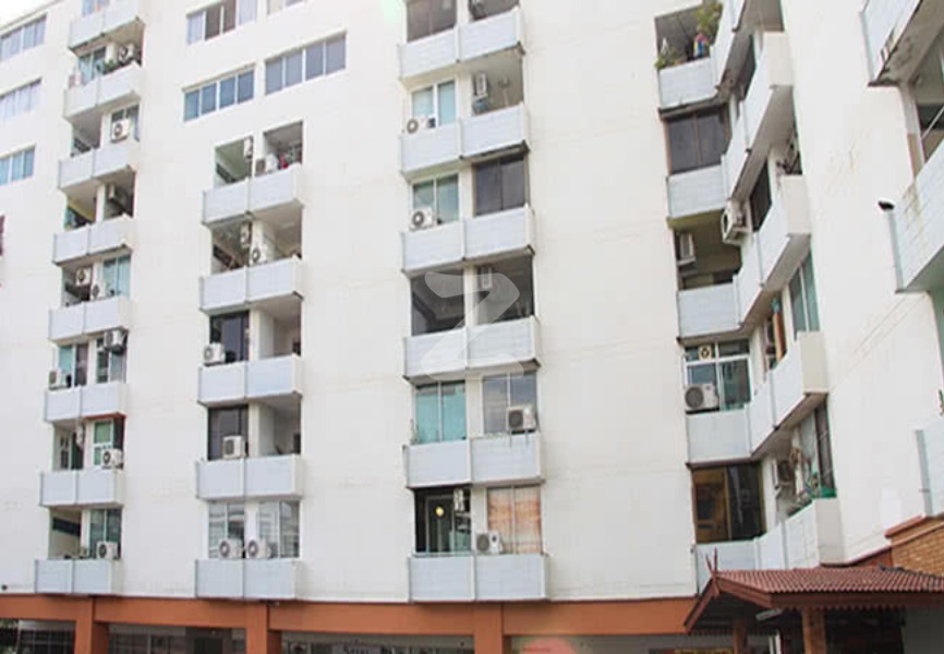 103 คอนโดมิเนียม 2 นิมมาน 12 103 Condominium 2