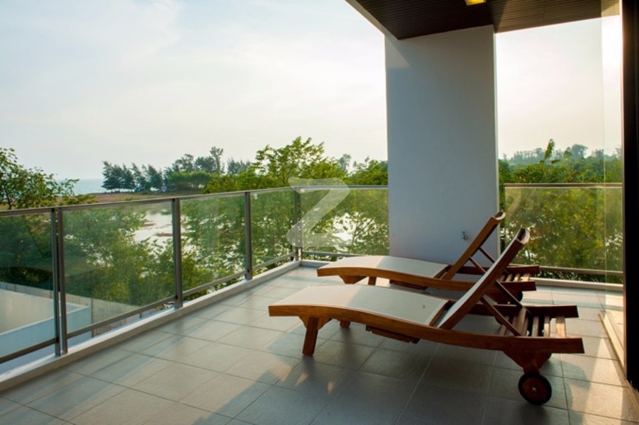 ดิ โอเรียนเต็ล บีช คอนโดมิเนียม ระยอง The Oriental Beach Condominium Rayong
