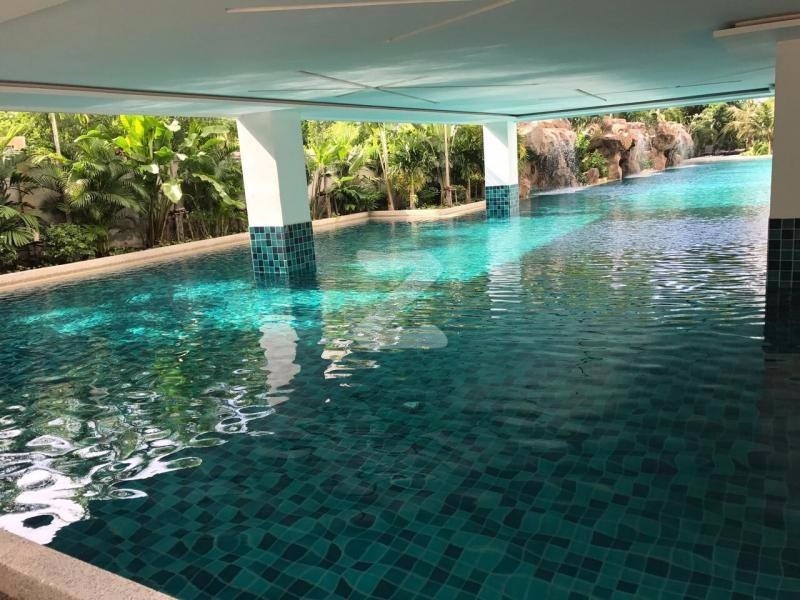 คลับ รอยัล คอนโดมิเนียม วงศ์อมาตย์ พัทยา ซีและดี Club Royal Condominium Wongamat Pattaya (C,D)