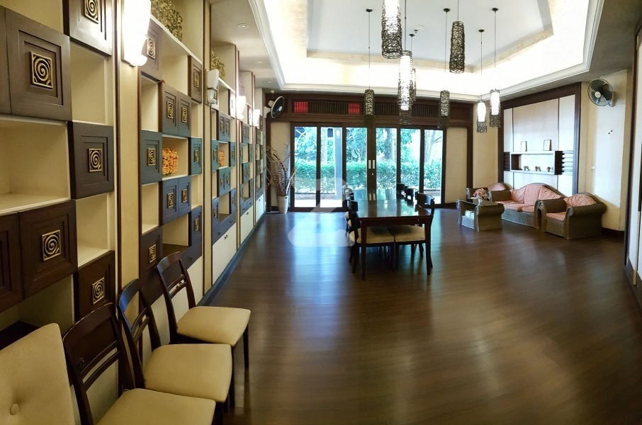 พิมานเลคไซด์คอนโดมิเนียม Piman Lakeside Condominium