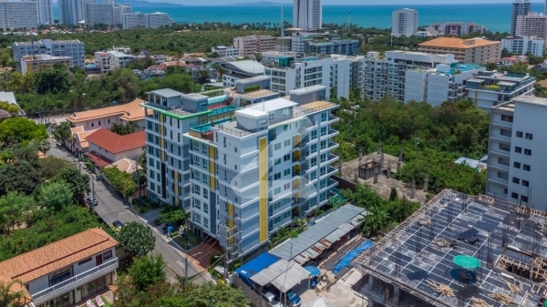 อิสธานัน คอนโด 2 Estanan Condo 2