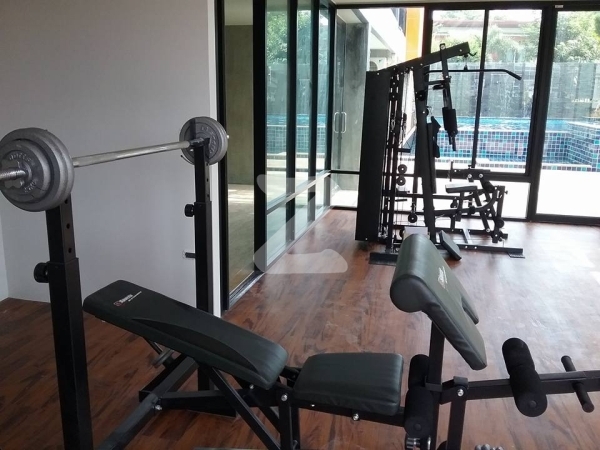 ในหาน รีไลฟ์ คอนโดมิเนียม Naiharn Relife Condominium