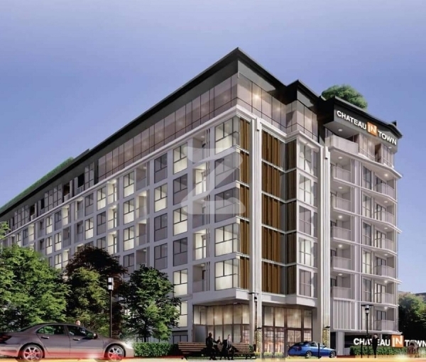 ชาโตว์ อินทาวน์ แอท อี 18 สเตชั่น Chateau in Town @ E18 Station