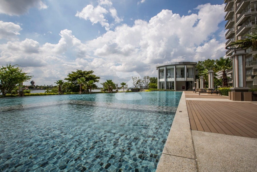 แมเนอร์ สนามบินน้ำ Manor Sanambinnam