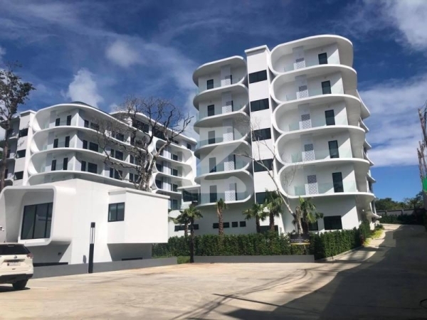 ยูโทเปีย คอนโดมิเนียม ในหาน Utopia Condominium Nai Harn